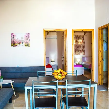 Fanis Seafront Apartments Agios Gordios  Exterior foto