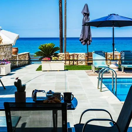 Fanis Seafront Apartments Agios Gordios  Exterior foto