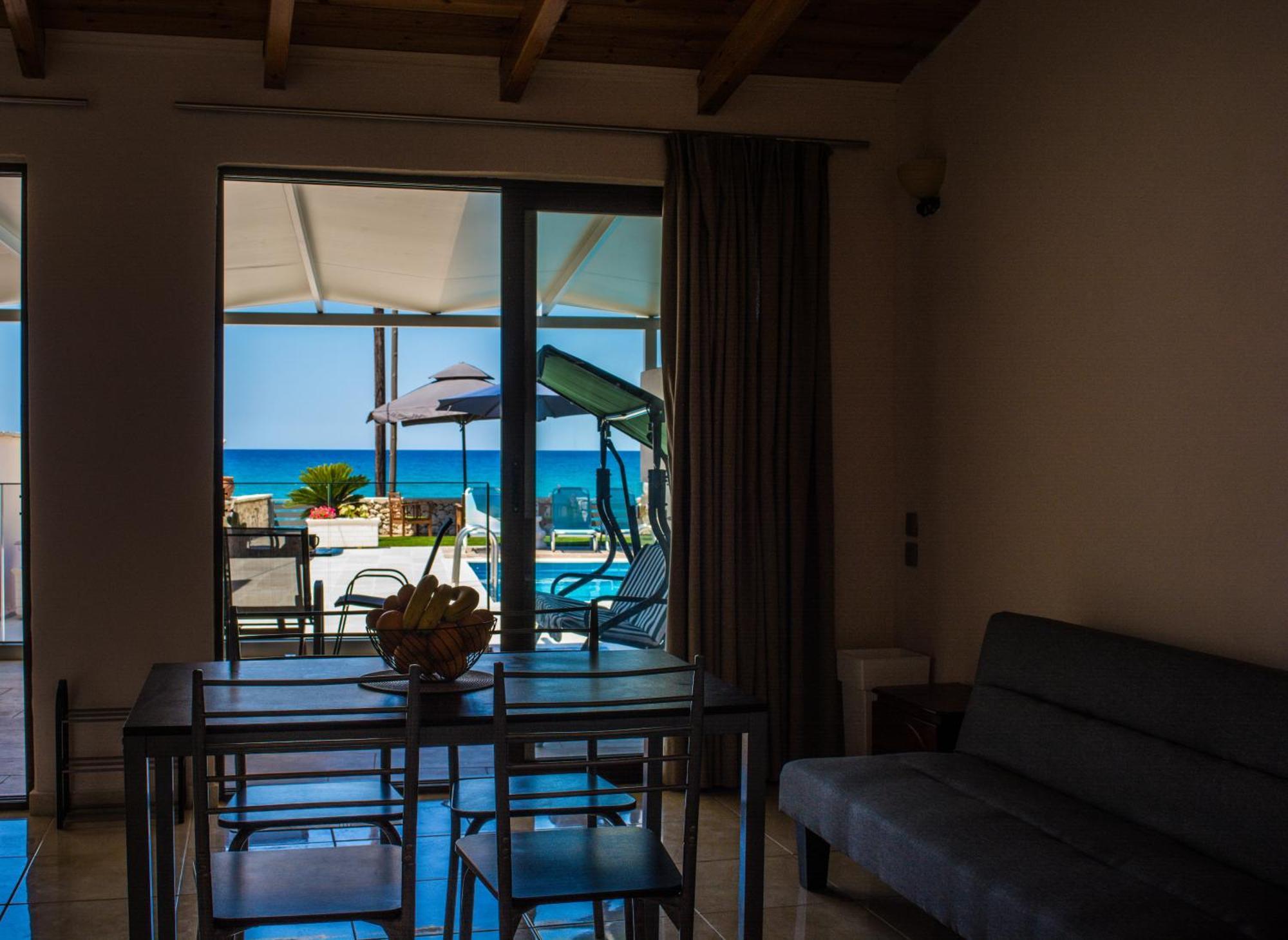 Apartment Fanis Seafront