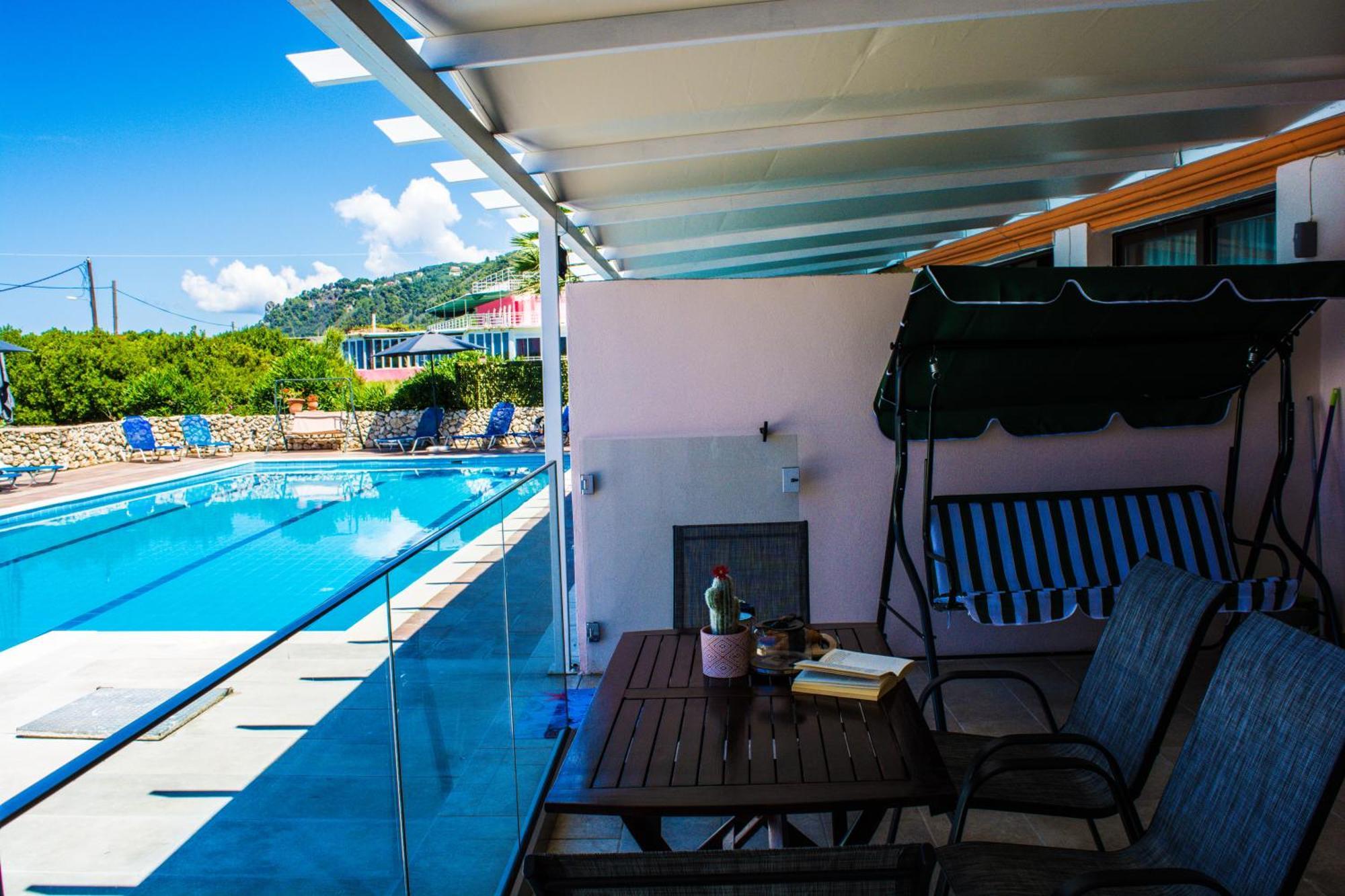 Fanis Seafront Apartment