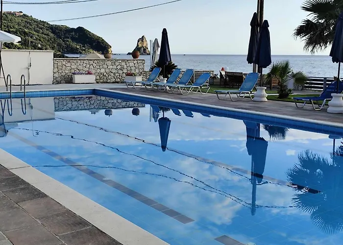 Fanis Seafront Apartments